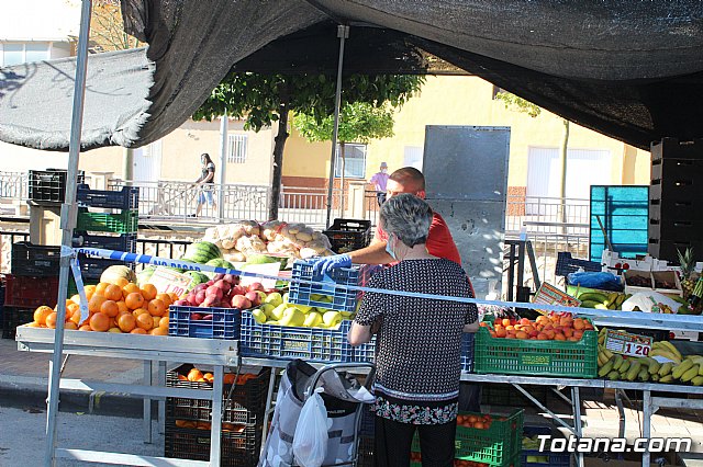 Se retoma el Mercadillo Semanal - 49