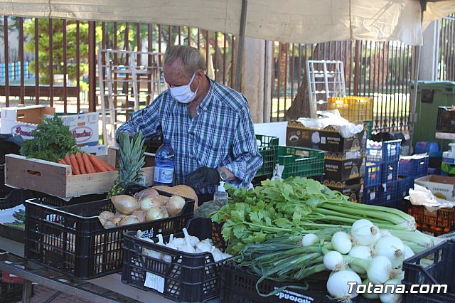 Se retoma el Mercadillo Semanal - 53