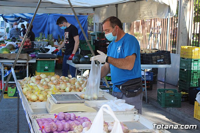 Se retoma el Mercadillo Semanal - 82