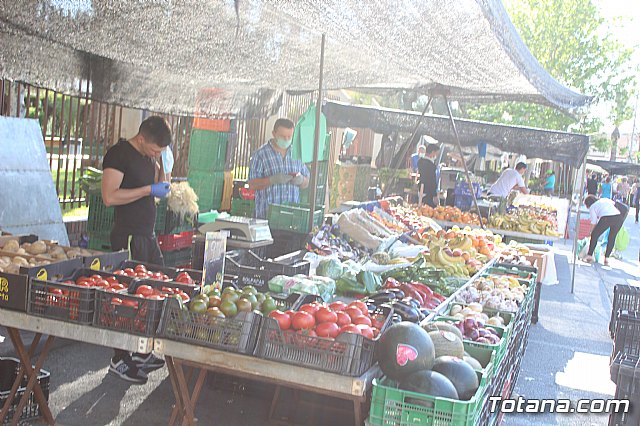 Se retoma el Mercadillo Semanal - 83