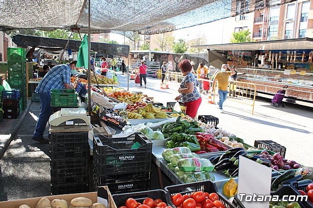 Se retoma el Mercadillo Semanal - 87