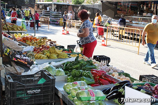 Se retoma el Mercadillo Semanal - 88