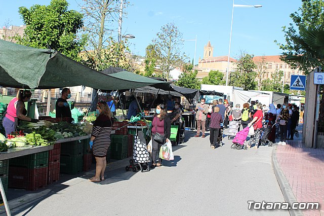 Se retoma el Mercadillo Semanal - 114