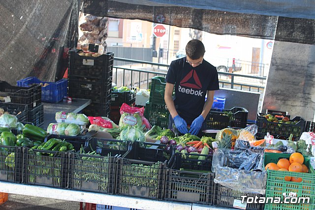 Se retoma el Mercadillo Semanal - 115