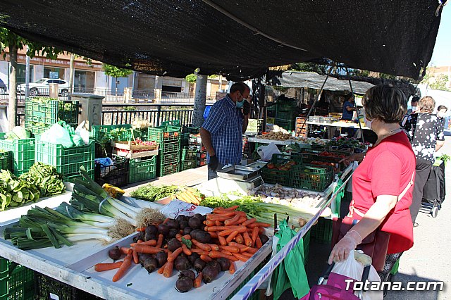 Se retoma el Mercadillo Semanal - 125