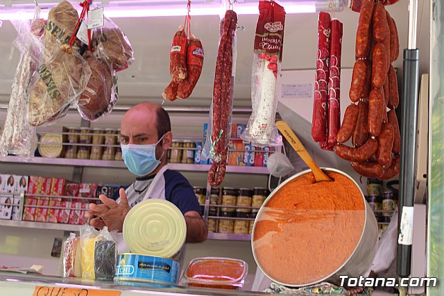 Se retoma el Mercadillo Semanal - 145