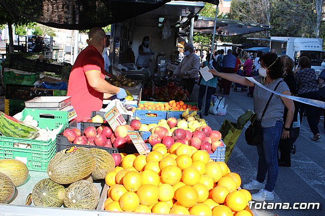 Se retoma el Mercadillo Semanal - 147