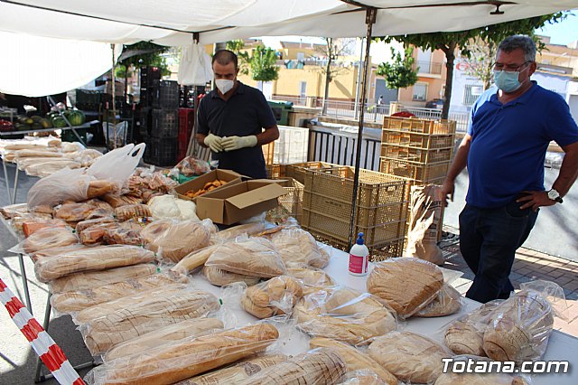 Se retoma el Mercadillo Semanal - 162