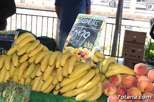 Se retoma el Mercadillo Semanal - 176