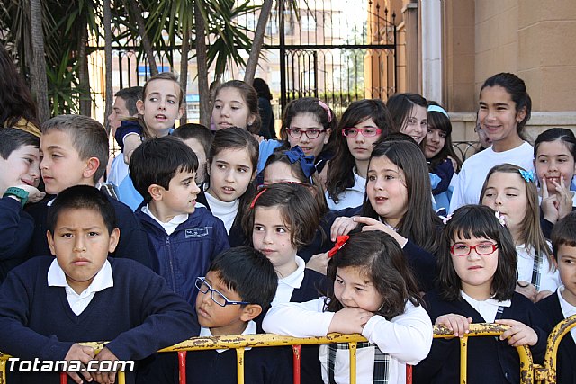 Procesin infantil. Colegio 