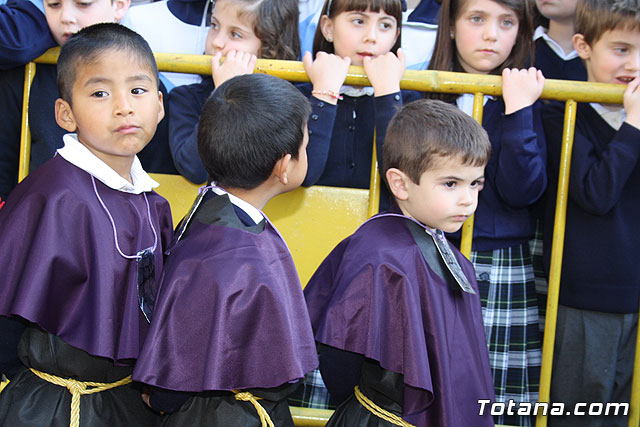 Procesin infantil. Colegio 