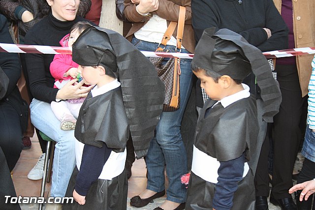 Procesin infantil. Colegio 