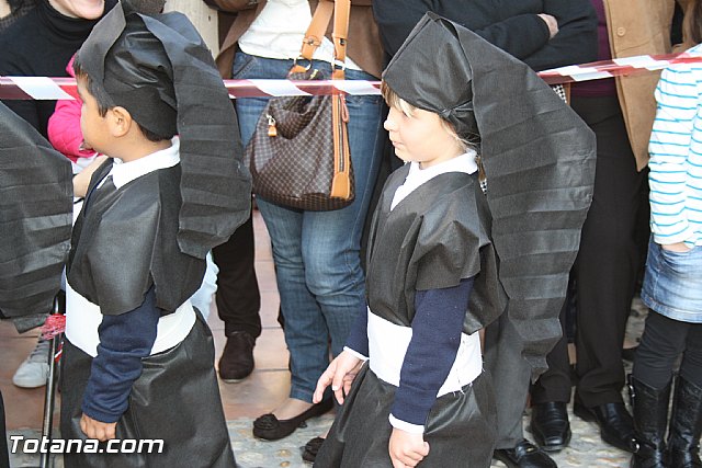 Procesin infantil. Colegio 
