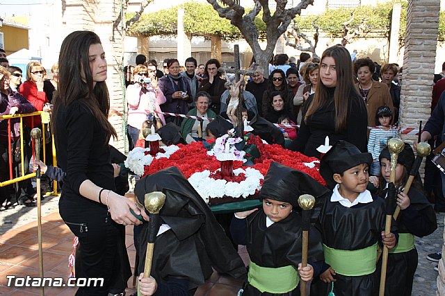Procesin infantil. Colegio 