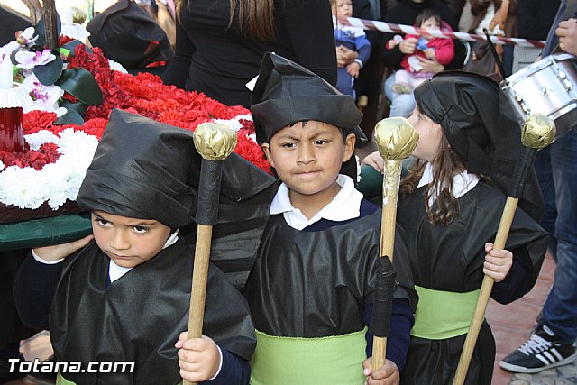 Procesin infantil. Colegio 