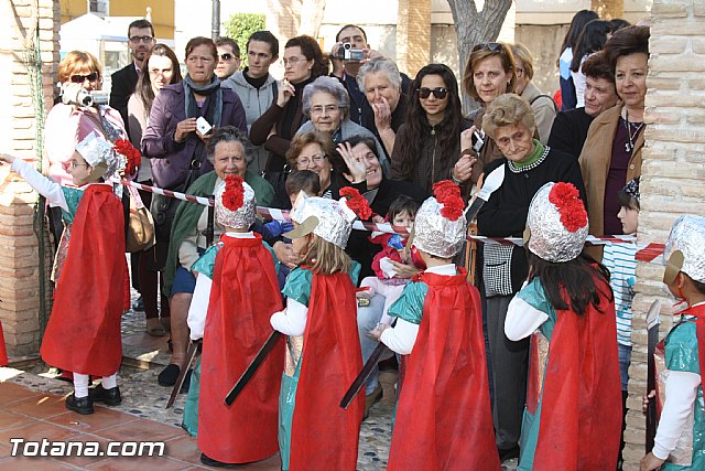 Procesin infantil. Colegio 