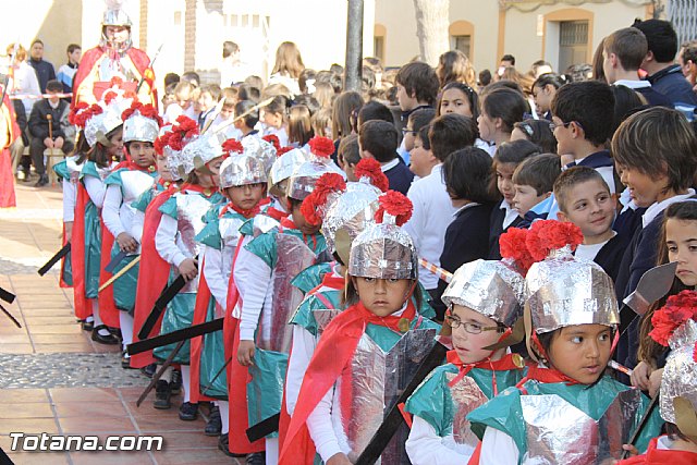 Procesin infantil. Colegio 