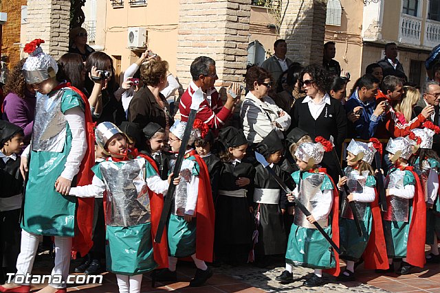 Procesin infantil. Colegio 