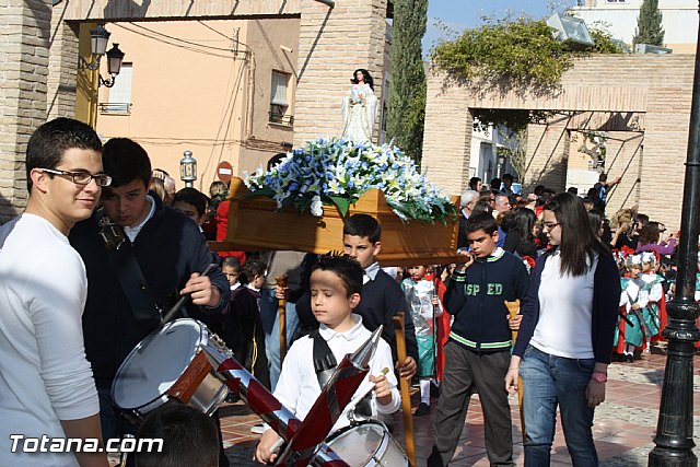 Procesin infantil. Colegio 