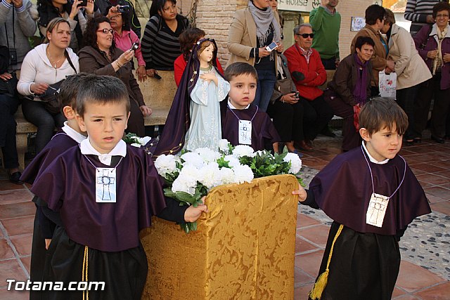 Procesin infantil. Colegio 