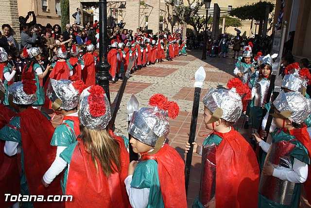 Procesin infantil. Colegio 