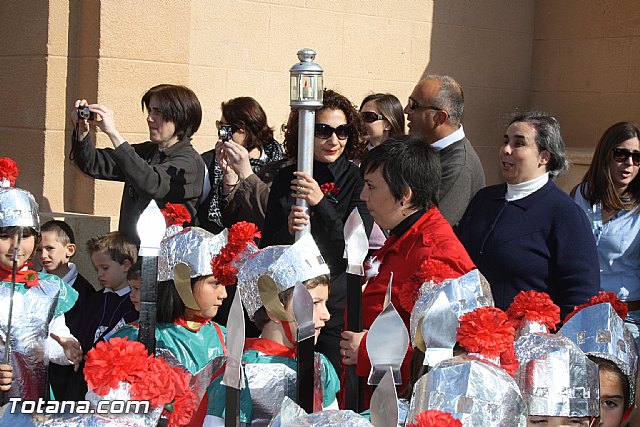Procesin infantil. Colegio 