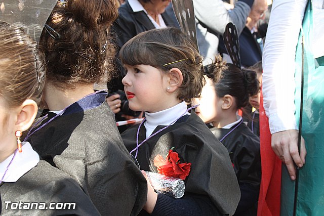 Procesin infantil. Colegio 