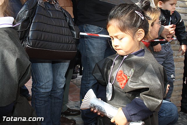 Procesin infantil. Colegio 