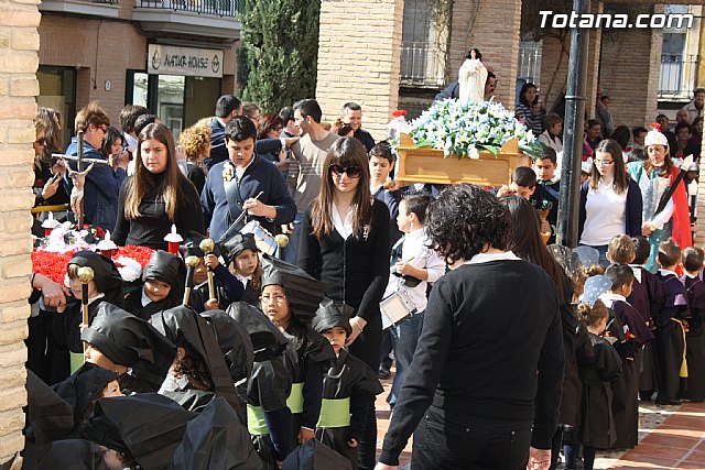 Procesin infantil. Colegio 