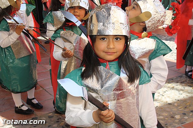 Procesin infantil. Colegio 