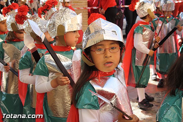 Procesin infantil. Colegio 
