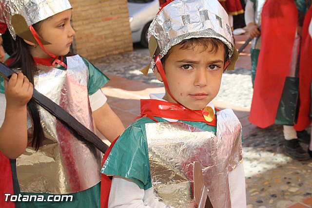Procesin infantil. Colegio 