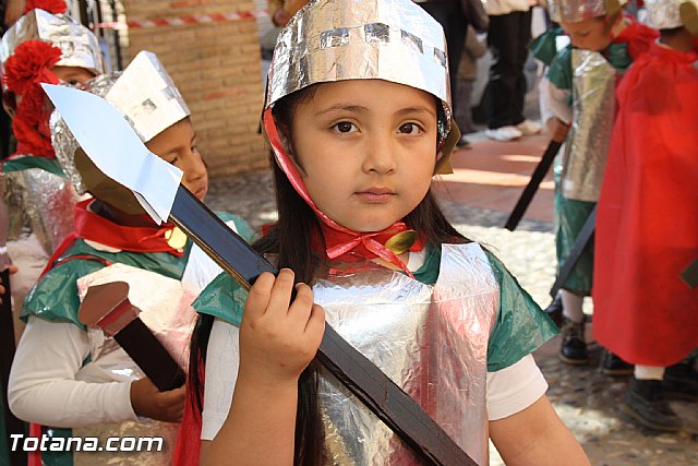 Procesin infantil. Colegio 