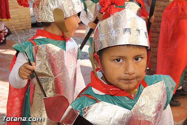 Procesin infantil. Colegio 