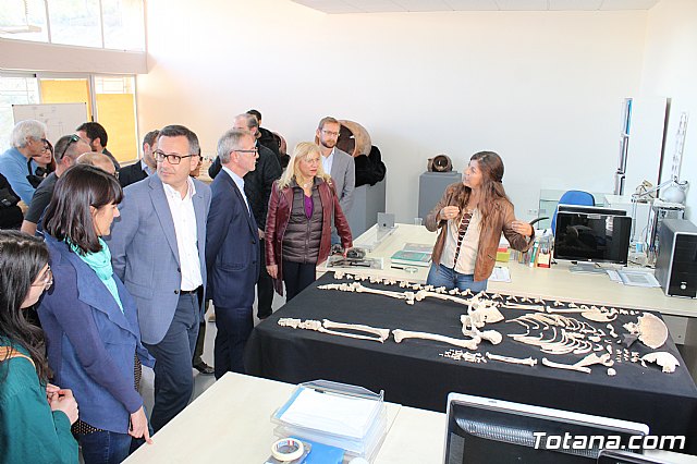 El Ministro de Cultura visita La Bastida - 174