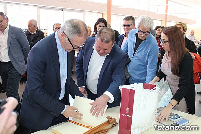El Ministro de Cultura visita La Bastida - 182