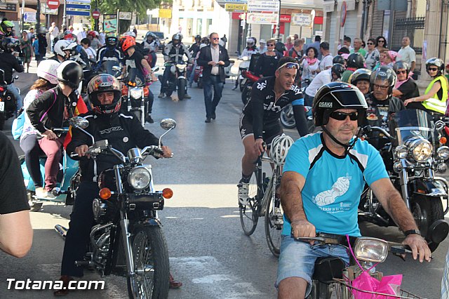 Ruta motera solidaria, a favor de la lucha contra el cncer de mama - 129