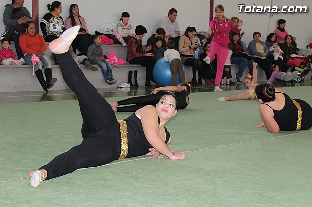 Gimnasia rtmica. MOVE. - 28