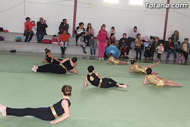 Gimnasia rtmica. MOVE. - 33