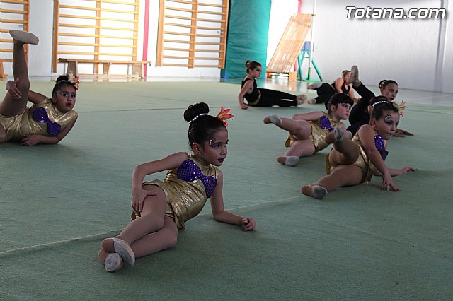 Gimnasia rtmica. MOVE. - 36