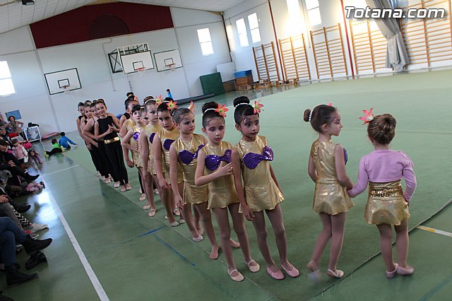 Gimnasia rtmica. MOVE. - 50