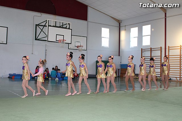 Gimnasia rtmica. MOVE. - 56