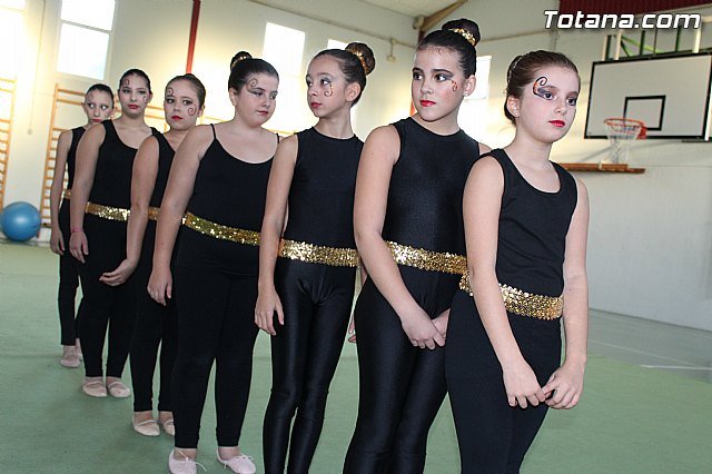 Gimnasia rtmica. MOVE. - 57