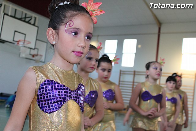 Gimnasia rtmica. MOVE. - 62