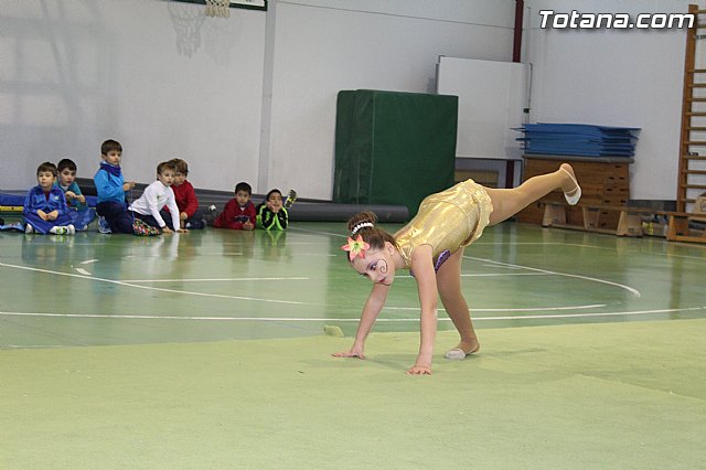Gimnasia rtmica. MOVE. - 78