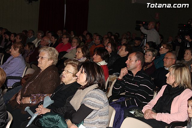 Concierto de la Agrupacin Musical de Totana y la Coral Santiago - Fiestas de Santa Eulalia 2013 - 14