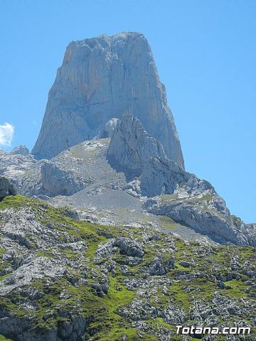 Dos totaneros y un alhameo coronan el PICU URRIELLU, Naranjo de Bulnes - 2