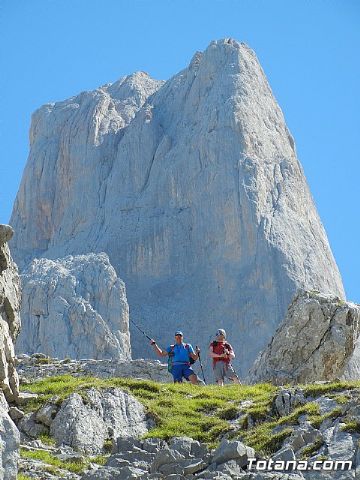 Dos totaneros y un alhameo coronan el PICU URRIELLU, Naranjo de Bulnes - 3