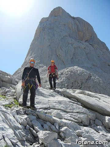 Dos totaneros y un alhameo coronan el PICU URRIELLU, Naranjo de Bulnes - 18