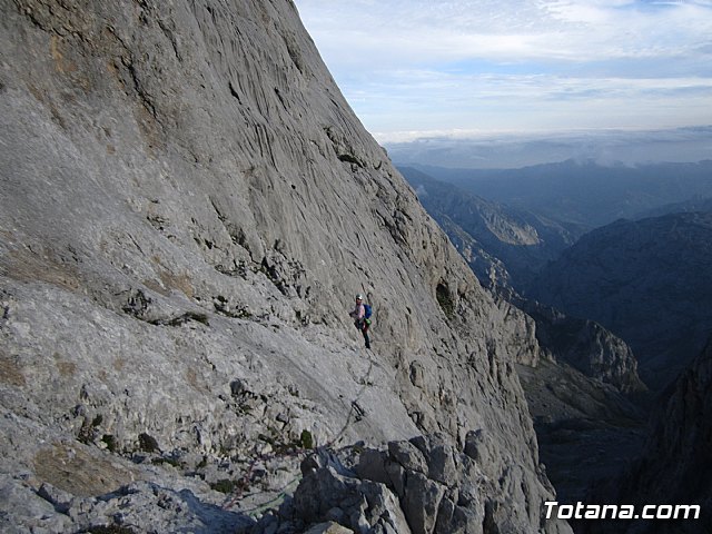 Dos totaneros y un alhameo coronan el PICU URRIELLU, Naranjo de Bulnes - 27